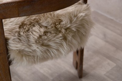 gardena-sheepskin-dining-chair-seat